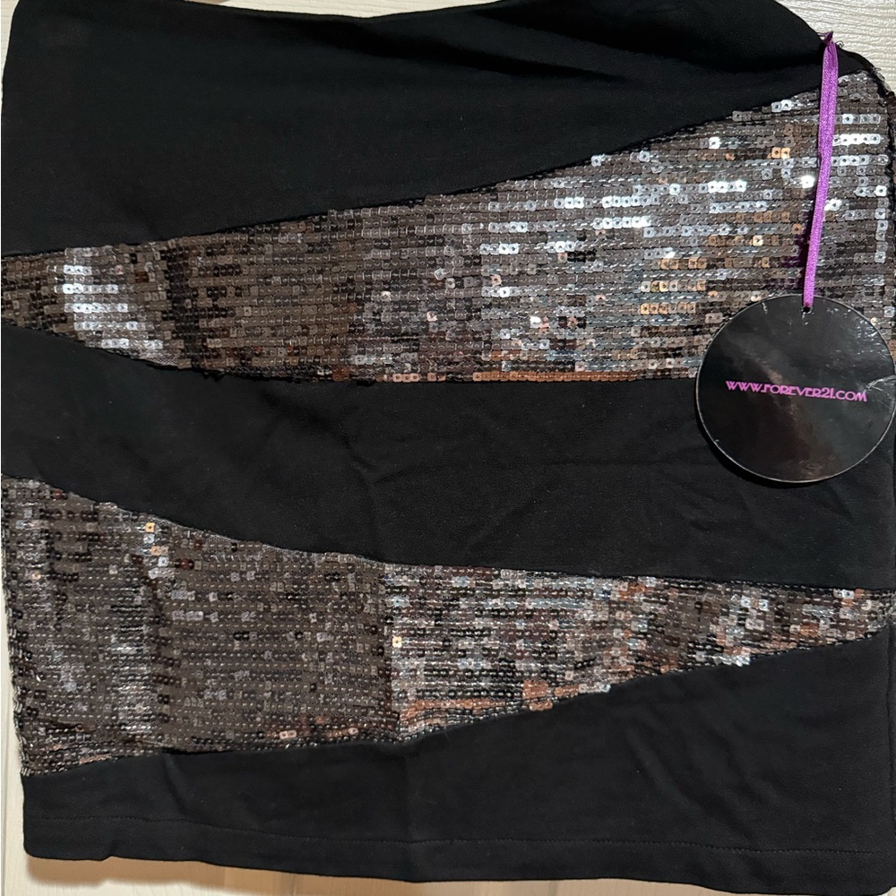 Forever 21 Black and Silver Sequin Mini Skirt